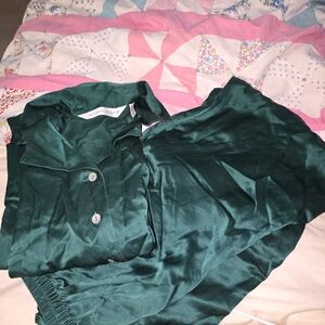 Victoria's Secret Green Silk Pajamas Set Long Sleeve & Pants